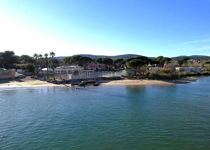 公寓 Les Calanques Du Parc-7 By Interhome