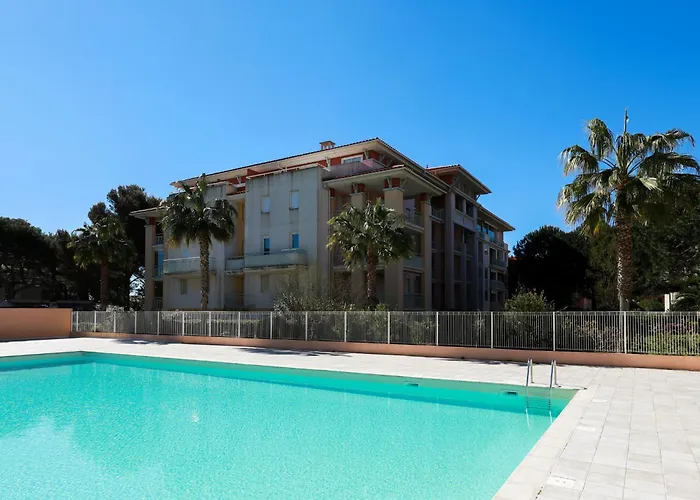 Les Calanques Du Parc-7 By Interhome * Saint Aygulf