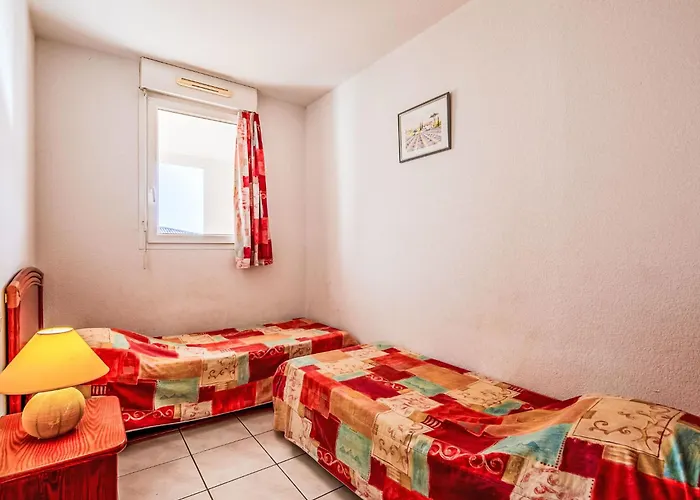 Apartment Les Calanques Du Parc-7 By Interhome
